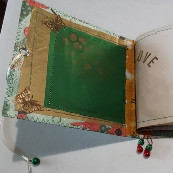🥂 Christmas Journal with Handcrafted Decorations - Merry and Bright 🥰 - Picture 6 of 12